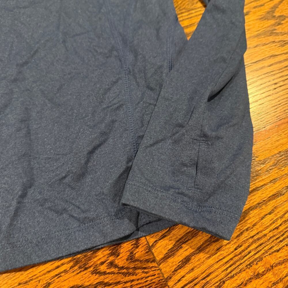 Reebok Women's Long Sleeve Shirt Size Medium Crewneck Blue - Picture 6 of 6